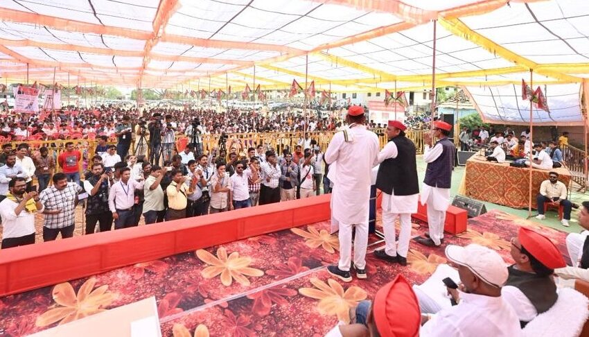 एमपी में भाजपा के साथ कांग्रेस पर भी हमलावर दिखे अखिलेश यादव