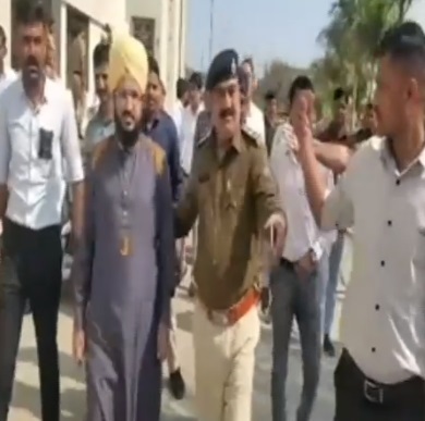  भड़काऊ भाषण मामले में मुफ्ती अजहरी ने हाई कोर्ट में दायर की याचिका