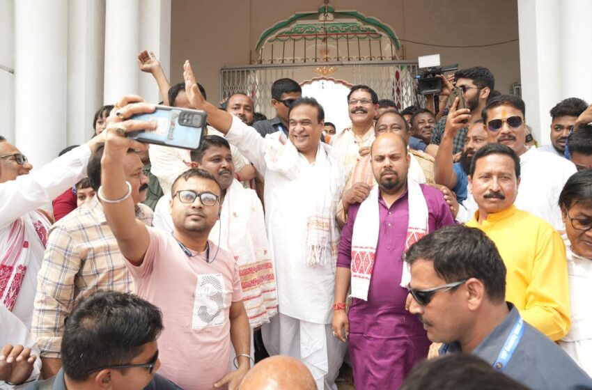  रकिबुल जीतकर दिल्ली चले जाएं तो गैंडे बच जाएंगे: मुख्यमंत्री