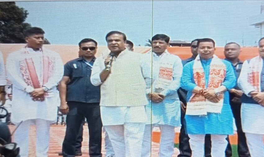  कांग्रेस अभी पुराने नोट की तरह: मुख्यमंत्री