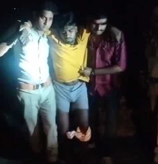  पुलिस मुठभेड़ में दो बदमाश गिरफ्तार, एक को लगी गोली