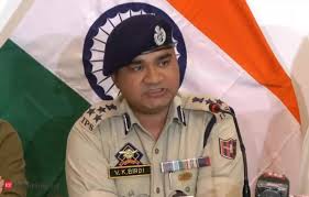  पुलवामा और शोपियां के उत्पादकों ने किया कंपनी के खिलाफ प्रदर्शन