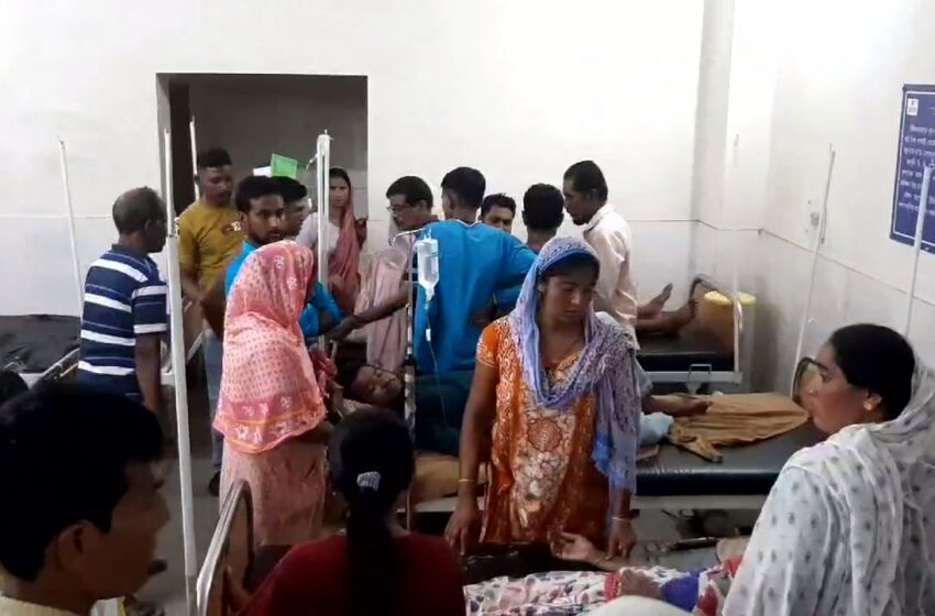  कार की चपेट में आने से तीन घायल