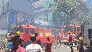  कोलकाता की बहुमंजिली इमारत में लूटपाट की कोशिश, आरोपित गिरफ्तार