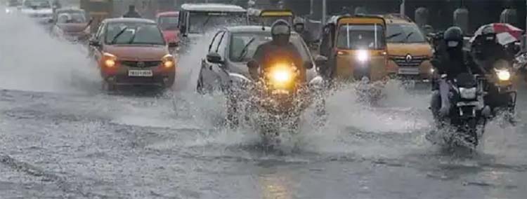  शहर के कई इलाके हुए जल मग्न, लाेगाें काे हाे रही परेशानी