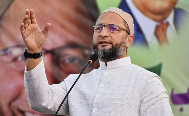  पहलगाम हमले पर ओवैसी का अफरीदी को करारा जवाब: “क्या जोकरों का नाम ले रहे?”