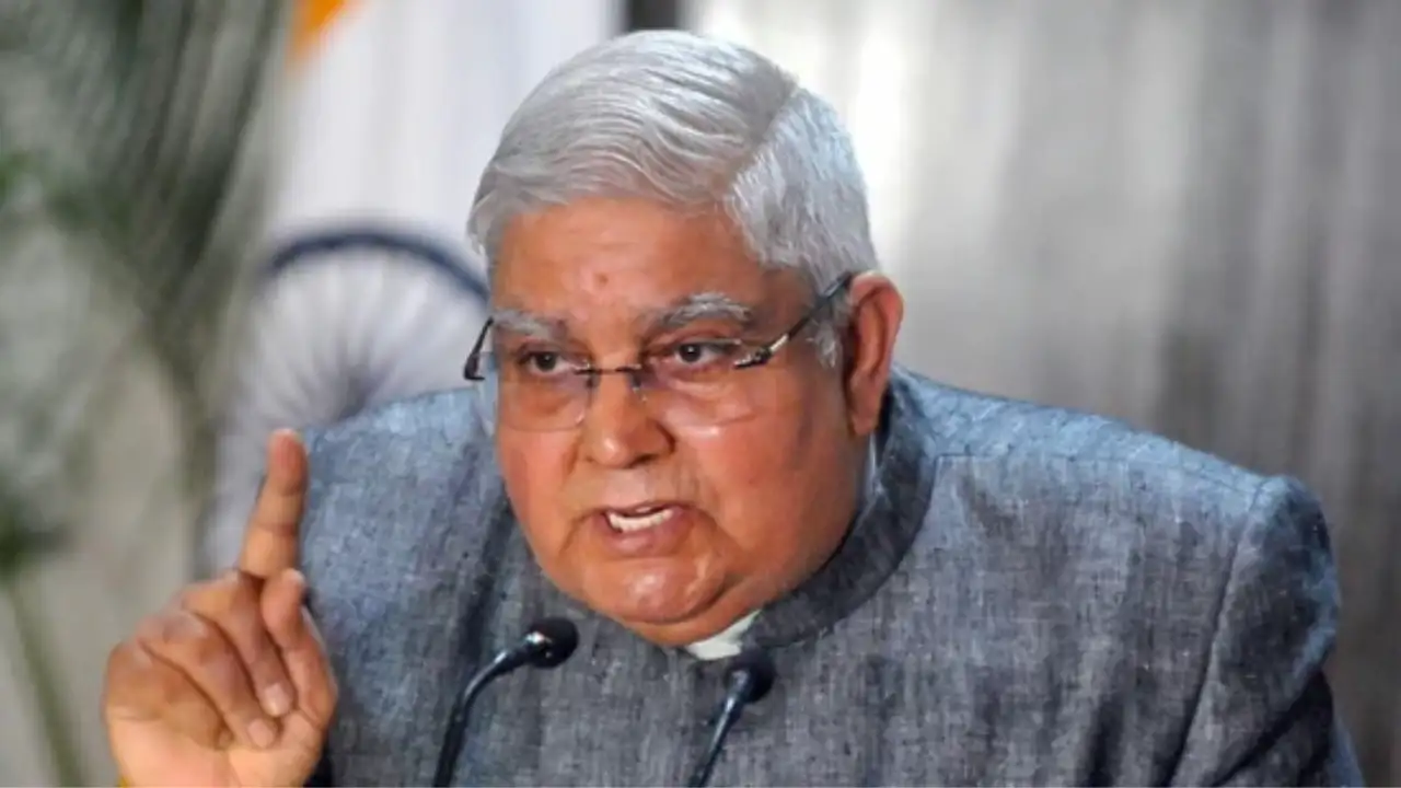 उपराष्ट्रपति जगदीप धनखड़ का इस्तीफा मंजूर: संसद से अनुपस्थित, विदाई समारोह में भी नहीं होंगे शामिल; विपक्ष ने उठाए सवाल