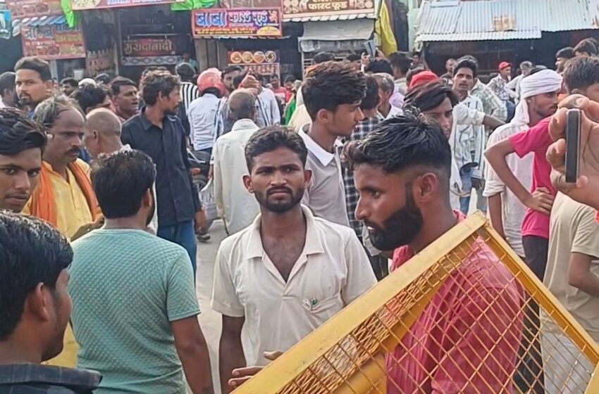  प्रयागराज में चक्काजाम करने वाले 133 पर FIR: सोनार की हत्या के बाद रोड जाम, 3 एंबुलेंस फंसीं