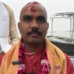 आस्था की नई राह: काशी में गंगा की लहरों के बीच असद खान बने ‘अथर्व त्यागी’, 21 ब्राह्मणों ने वैदिक मंत्रोच्चार के साथ कराई घर वापसी