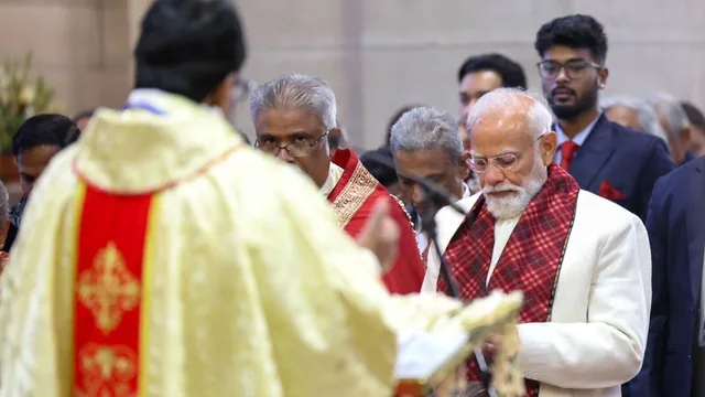क्रिसमस 2025: दिल्ली के ऐतिहासिक कैथेड्रल चर्च पहुंचे प्रधानमंत्री मोदी, देशवासियों को दीं शुभकामनाएं और शांति-सद्भाव का संदेश