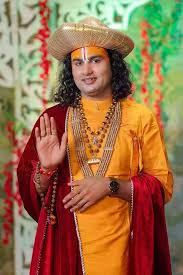 अनिरुद्धाचार्य महाराज की निजी जिंदगी: पत्नी, परिवार और विवादों की सच्चाई