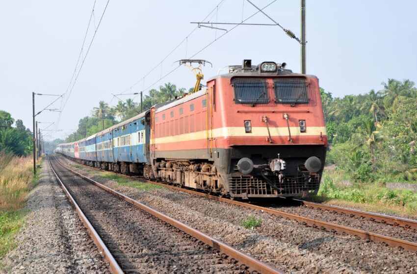  भारतीय रेलवे का बड़ा फैसला: 26 दिसंबर से महंगा होगा ट्रेन का सफर, लंबी दूरी के यात्रियों पर बढ़ेगा बोझ