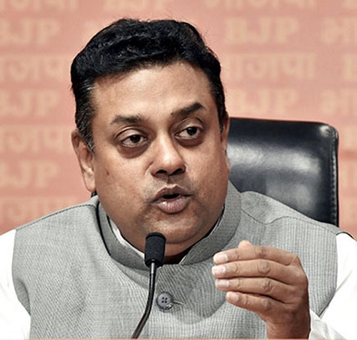  बंगाल की राजनीति में उबाल: संबित पात्रा का ममता सरकार पर ‘बंग-भंग’ का आरोप; बीएलओ की आत्महत्या और घुसपैठियों के मुद्दे पर घेरा