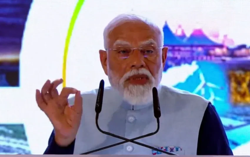  ‘दुनिया की भारत से उम्मीदें बढ़ रही हैं’, वाइब्रेंट गुजरात रीजनल कॉन्फ्रेंस में बोले PM मोदी