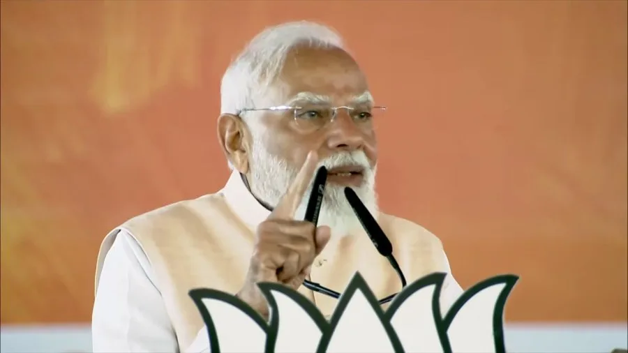 मालदा में पीएम मोदी का चुनावी शंखनाद: ‘घुसपैठिए छीन रहे हैं गरीबों का हक, अब बंगाल में बदलाव का समय’