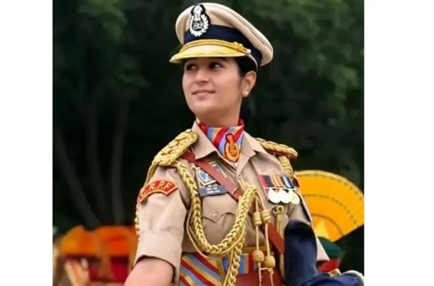  ऐतिहासिक क्षण: 26 वर्षीय सिमरन बाला पहली बार CRPF की पूरी पुरुष टुकड़ी की कमान संभालेंगी