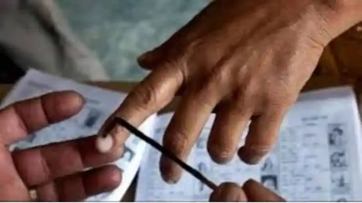  बिहार पंचायत चुनाव 2026: ईवीएम से होगा भविष्य का फैसला, नया आरक्षण रोस्टर बदलेगा गांवों का सियासी समीकरण