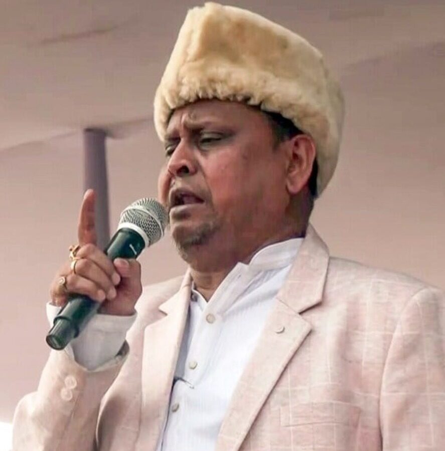 मुर्शिदाबाद में बाबरी मस्जिद की तर्ज पर नए निर्माण से गरमाई सियासत: हुमायूं कबीर और योगी आदित्यनाथ के बीच छिड़ा जुबानी जंग