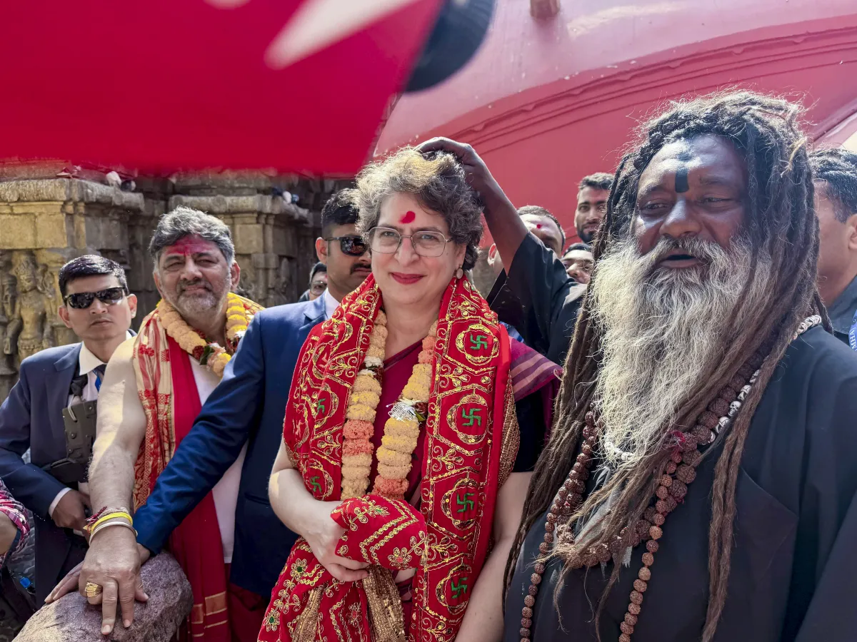 प्रियंका गांधी ने ज़ुबीन गर्ग की मौत को राजनीति से दूर रखने की अपील की: असम की संस्कृति बचाने की लड़ाई में कांग्रेस, सीएम हिमंत पर साधा निशाना