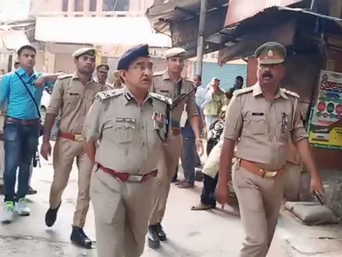 उत्तर प्रदेश में बड़े आतंकी हमले की साजिश: अयोध्या समेत 19 जिलों की कचहरियों को बम से उड़ाने की धमकी, प्रदेशभर में हाई अलर्ट