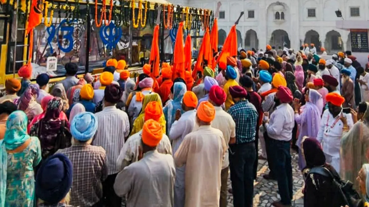 नवी मुंबई में भव्य ‘हिंद-दी-चादर’ शहीदी समागम: गुरु तेग बहादुर जी की 350वीं शहादत वर्षगांठ पर PM मोदी वर्चुअल संबोधन, 18-20 लाख श्रद्धालु अपेक्षित