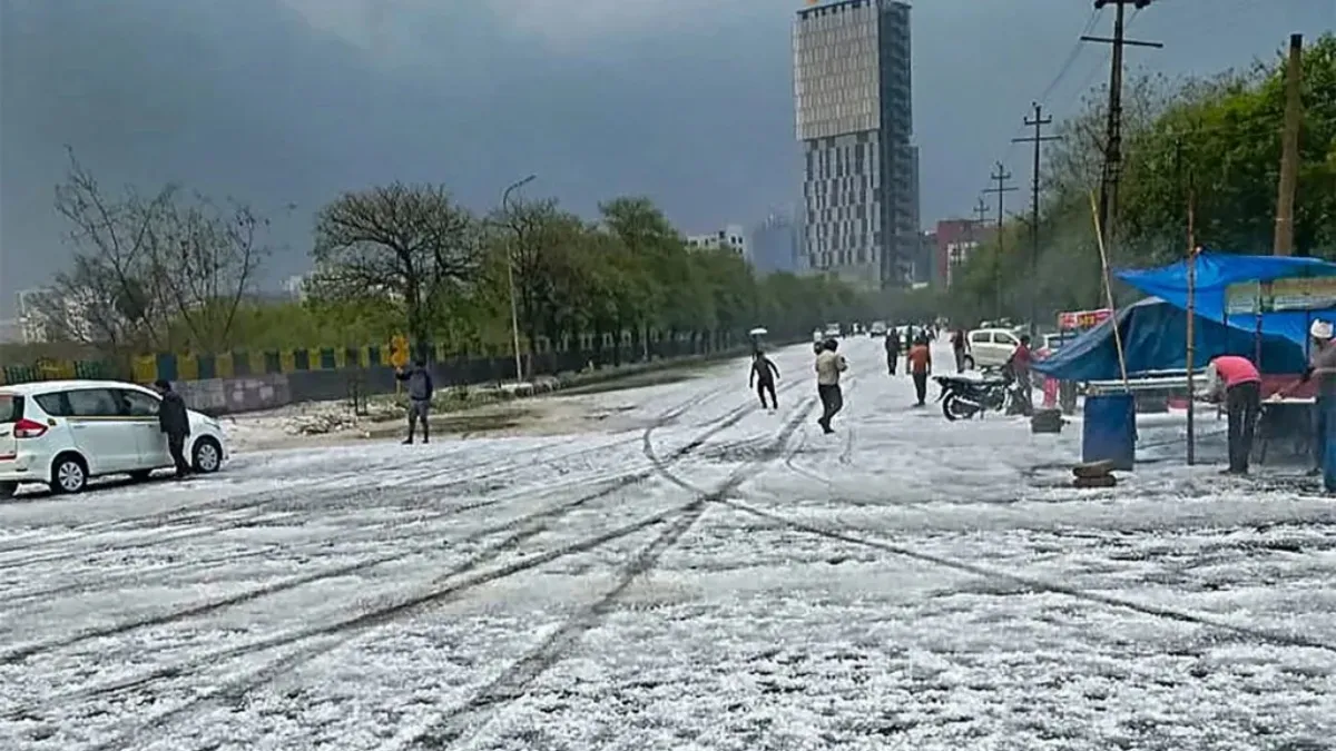 भारत मौसम विज्ञान विभाग (IMD) ने पश्चिमी विक्षोभ के प्रभाव से उत्तर-पश्चिम भारत में मौसम में बदलाव की भविष्यवाणी की है।