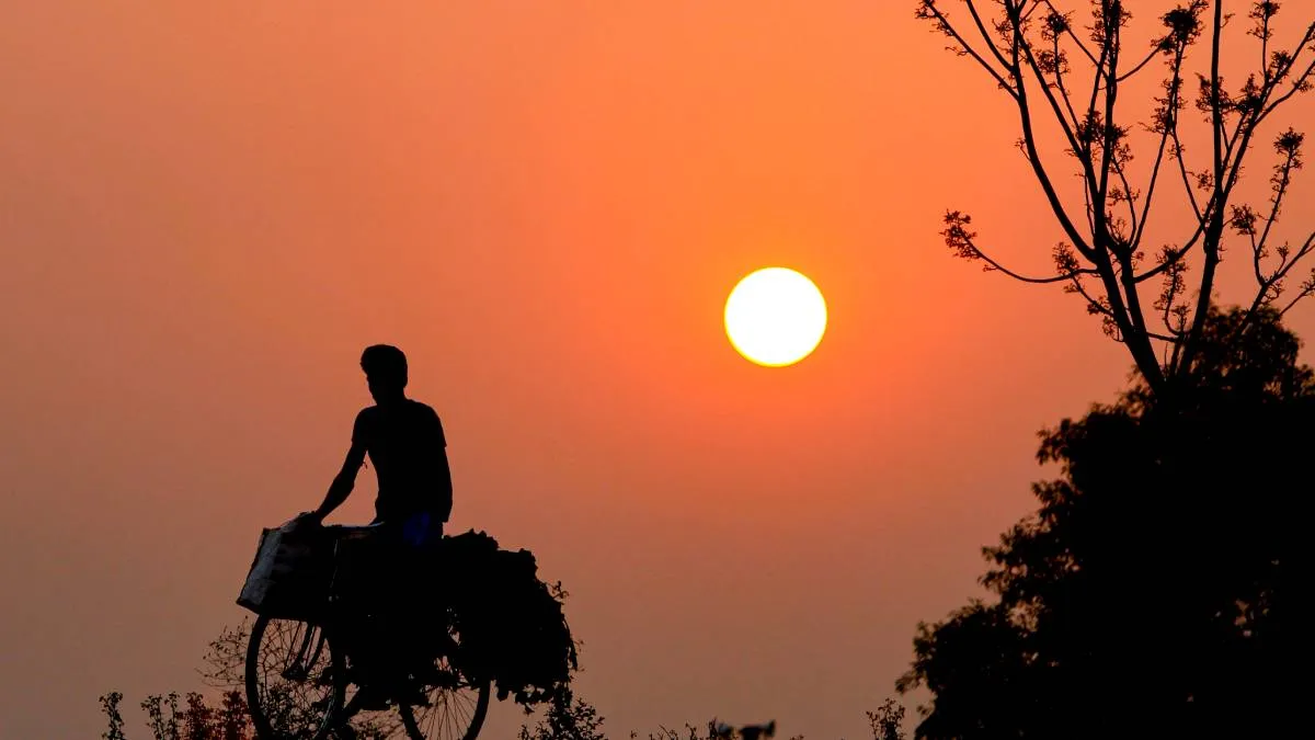 भारत मौसम अपडेट: अमृतसर में सबसे कम 8.7°C, पुनालुर में सबसे ज्यादा 36.2°C; उत्तर भारत में गर्मी बढ़ने लगी, दक्षिण में बारिश