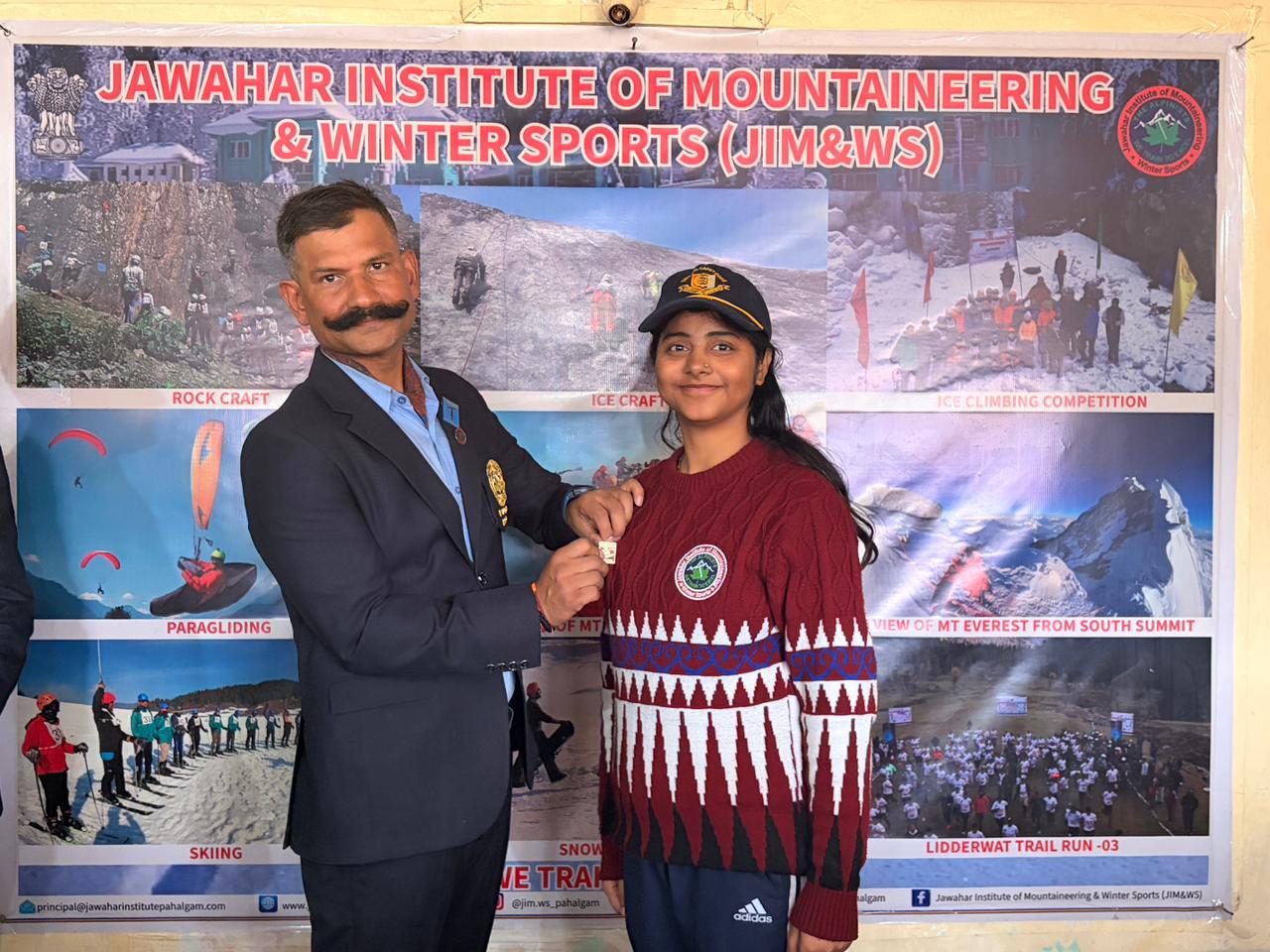 भाषा विश्वविद्यालय की NCC कैडेट ने गुलमर्ग में राष्ट्रीय स्नोबोर्डिंग कैंप में लिया भाग