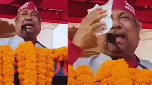 गोरखपुर रैली में भावुक हुए संजय निषाद, सियासत में तेज हुई बयानबाज़ी