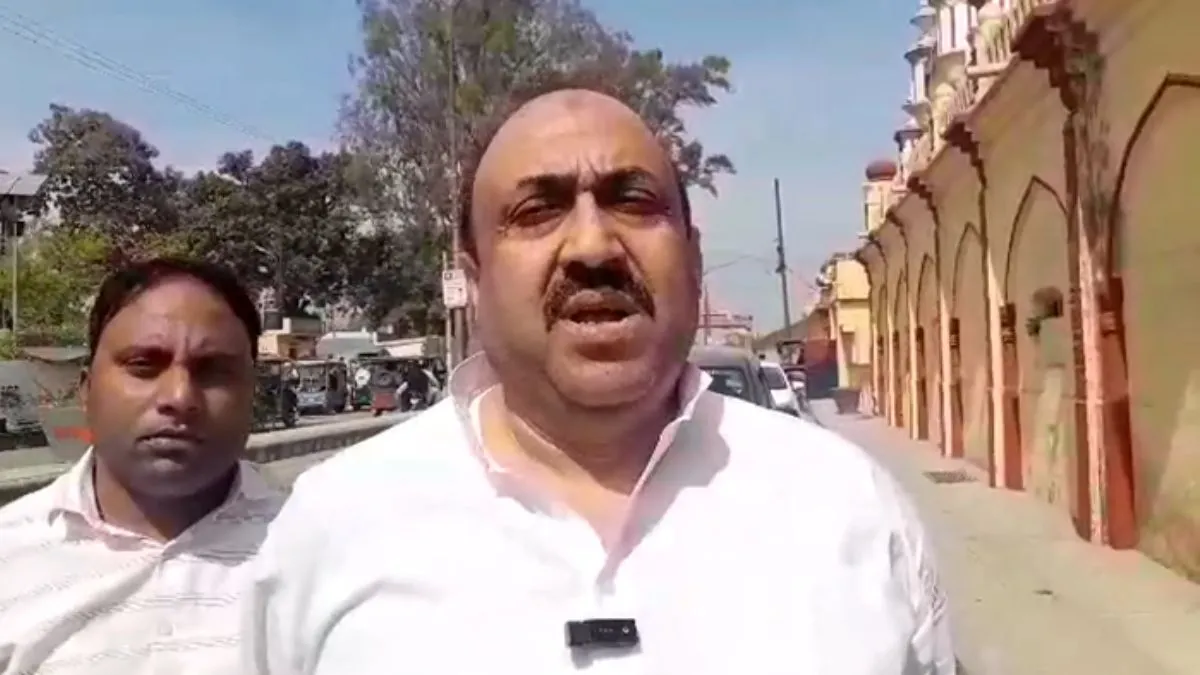 आजम खान से मुलाकात के बाद यूसुफ मलिक पर केस दर्ज, ईद न मनाने की अपील पर कार्रवाई