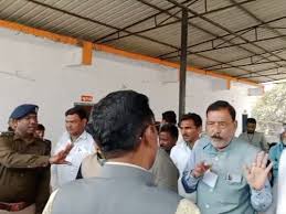 पुरी में बीजेडी बैठक में बवाल, दो गुटों में झड़प से खुली अंदरूनी कलह