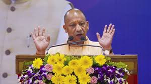 यूपी में बिजली संकट पर बड़ी कार्रवाई, दो इंजीनियर सस्पेंड, कई अधिकारियों को चेतावनी