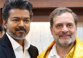 सीएम बनने के बाद भी नहीं बदला विजय का अंदाज, स्टाफ संग मिलकर हटाई टेबल; राहुल गांधी भी रह गए हैरान
