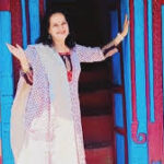मुंबई की चकाचौंध से दूर पहाड़ों में सुकून तलाशतीं हिमानी शिवपुरी, उत्तराखंड में दिखाया पुश्तैनी घर और खेत