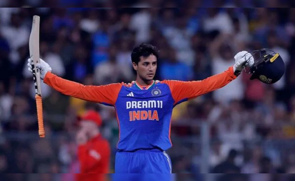 IND vs ENG: अभिषेक शर्मा ने रचा इतिहास, तोड़ा सूर्यकुमार यादव का वर्ल्ड रिकॉर्ड; T20I में सबसे तेज 1500 रन और 100 छक्कों का बनाया नया कीर्तिमान
