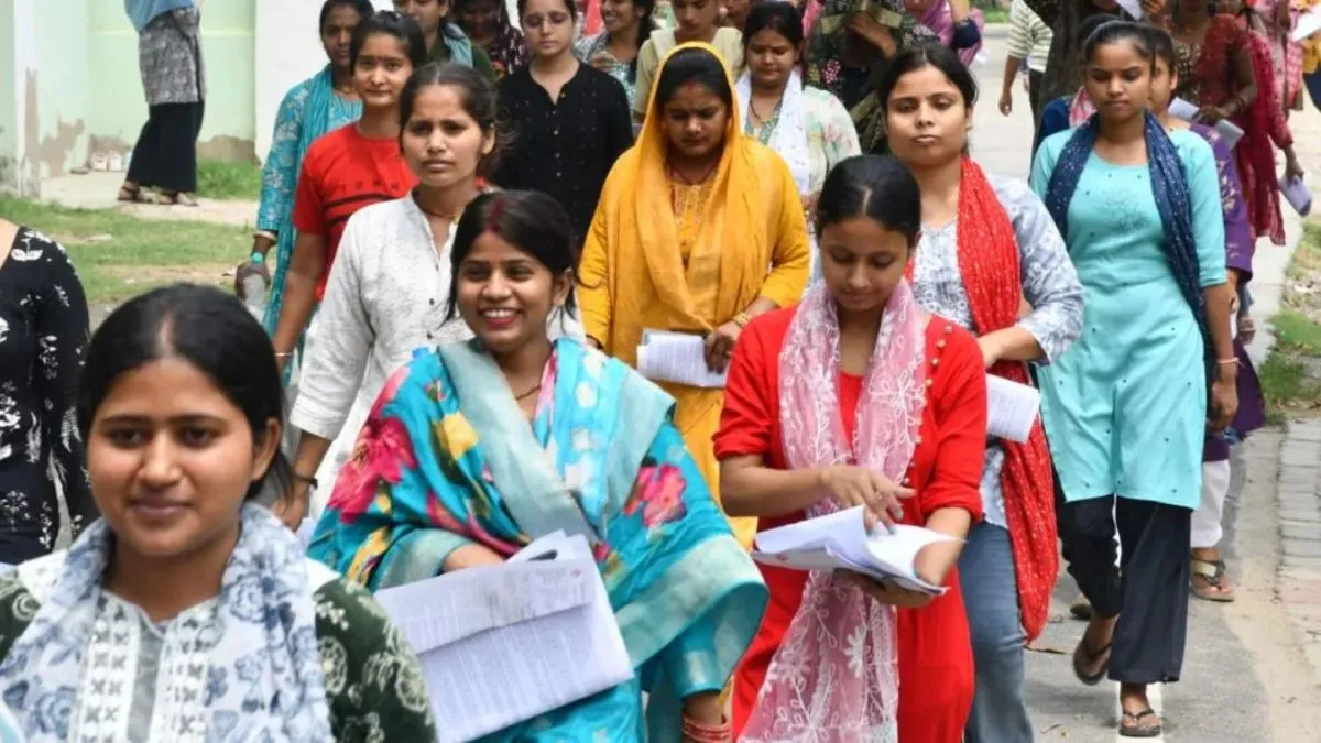 NEET और JEE में हो सकता है बड़ा बदलाव, बोर्ड परीक्षा के अंकों को मिल सकता है 50% वेटेज