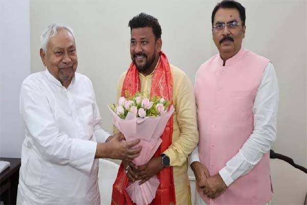 बांकीपुर उपचुनाव: नामांकन वापस लेने के बाद बीजेपी ने बदला उम्मीदवार, परिवार के चारा घोटाला कनेक्शन की चर्चा