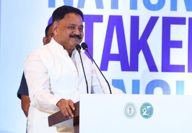 झारखंड को पर्यटन हब बनाने की तैयारी, 2024 में पहुंचे 5.85 करोड़ पर्यटक; निवेशकों को लुभाने की रणनीति तैयार