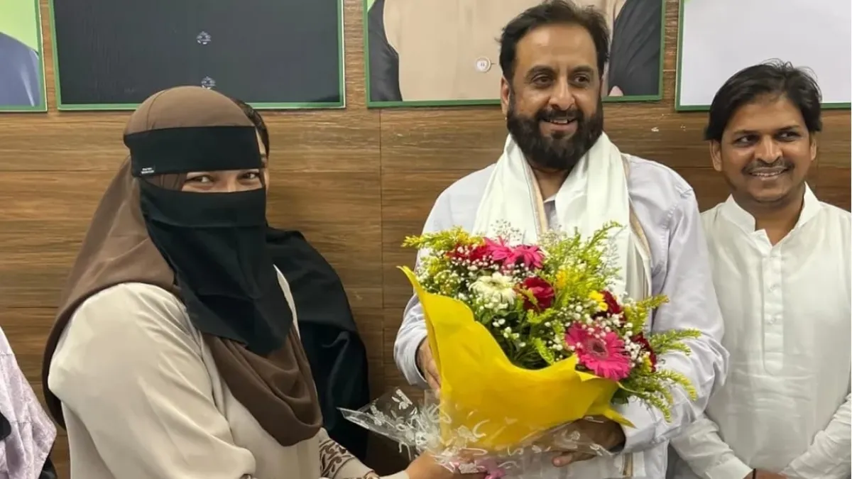 मुंबई में AIMIM को बड़ा झटका, BMC ने नगरसेविका रोशन शेख की सदस्यता की समाप्त