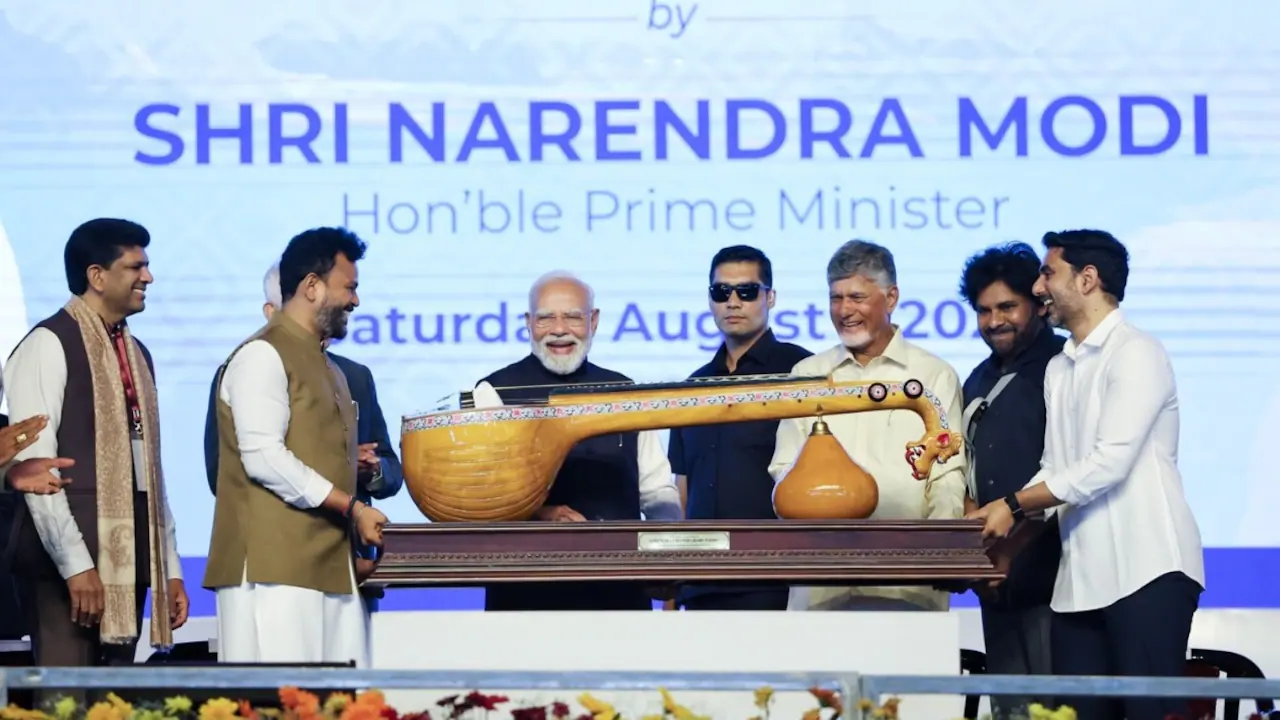 आंध्र प्रदेश को पीएम मोदी की बड़ी सौगात, भोगपुरम एयरपोर्ट का उद्घाटन; चंद्रबाबू नायडू के विजन की जमकर की तारीफ