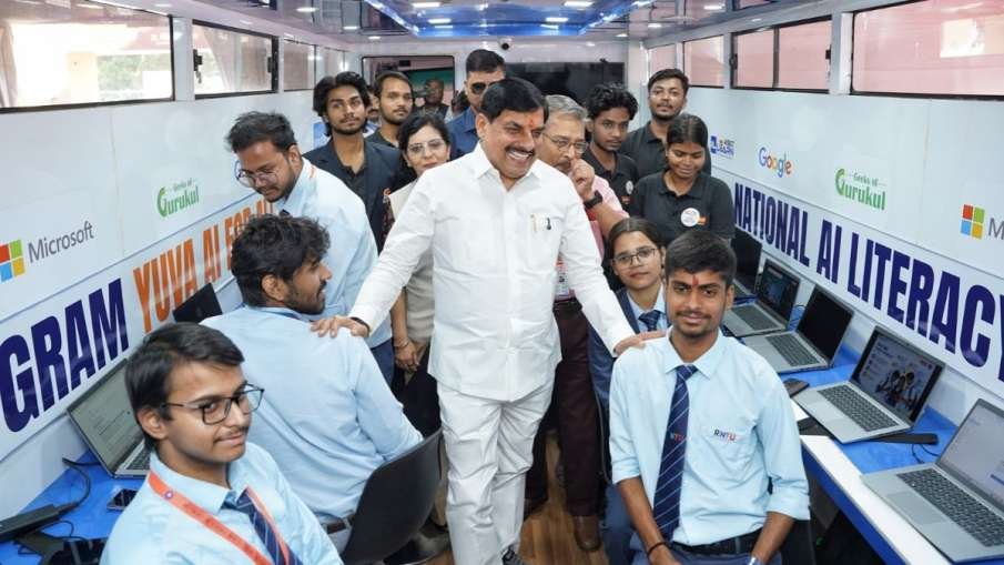 CM Youth Conclave 2026: मोहन यादव ने युवाओं को दी बड़ी सौगात, 12 नए मेडिकल कॉलेज से लेकर फ्री कोचिंग तक का ऐलान